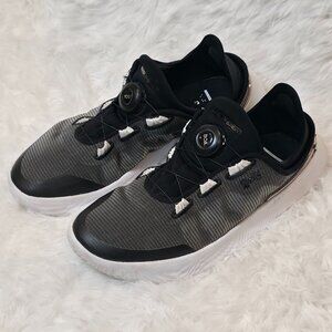 Used Under Armour SlipSpeed Mesh Black White M8.5 us